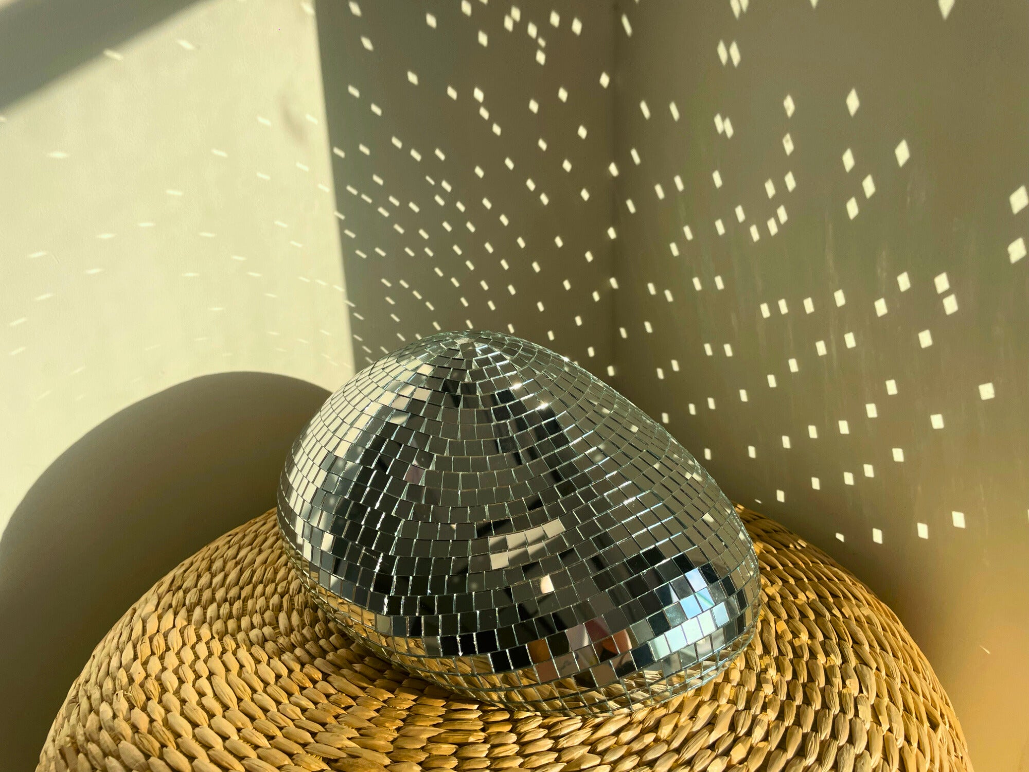 Melting Disco Ball - Artistic Light Home Decoration